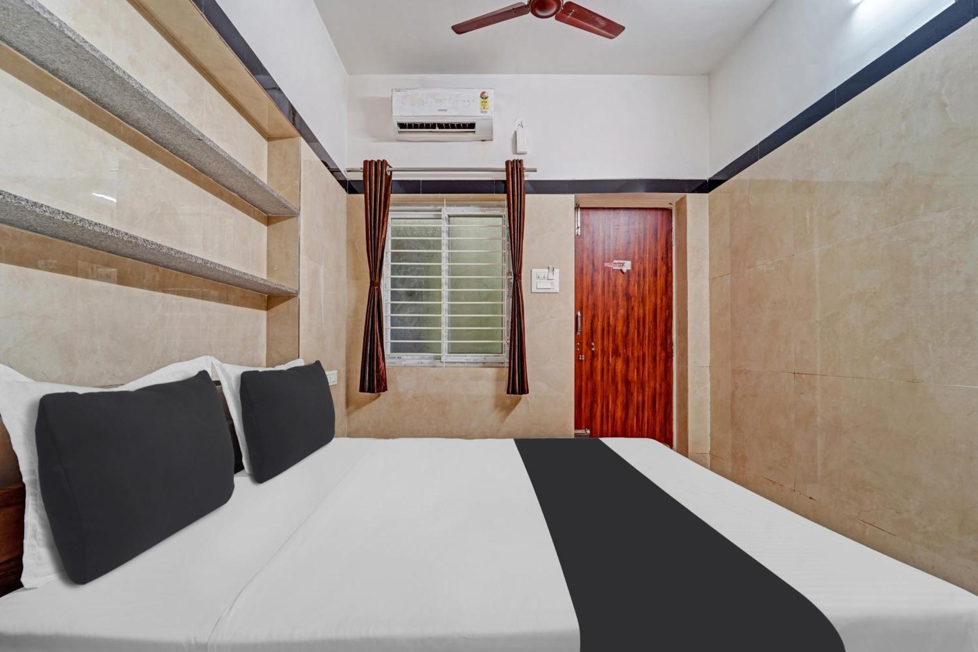 Super Hotel O Jaganath Nagar Near Hopes College Pilamedu Exterior photo